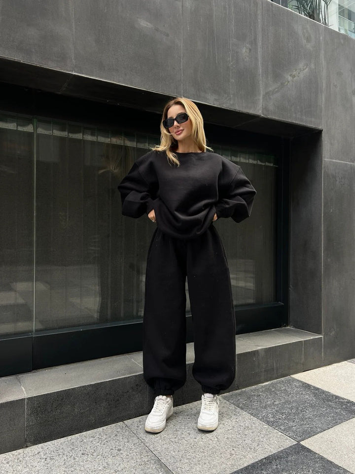 Dame afslappet sæt med oversized pasform og elastiske manchetter Skovae