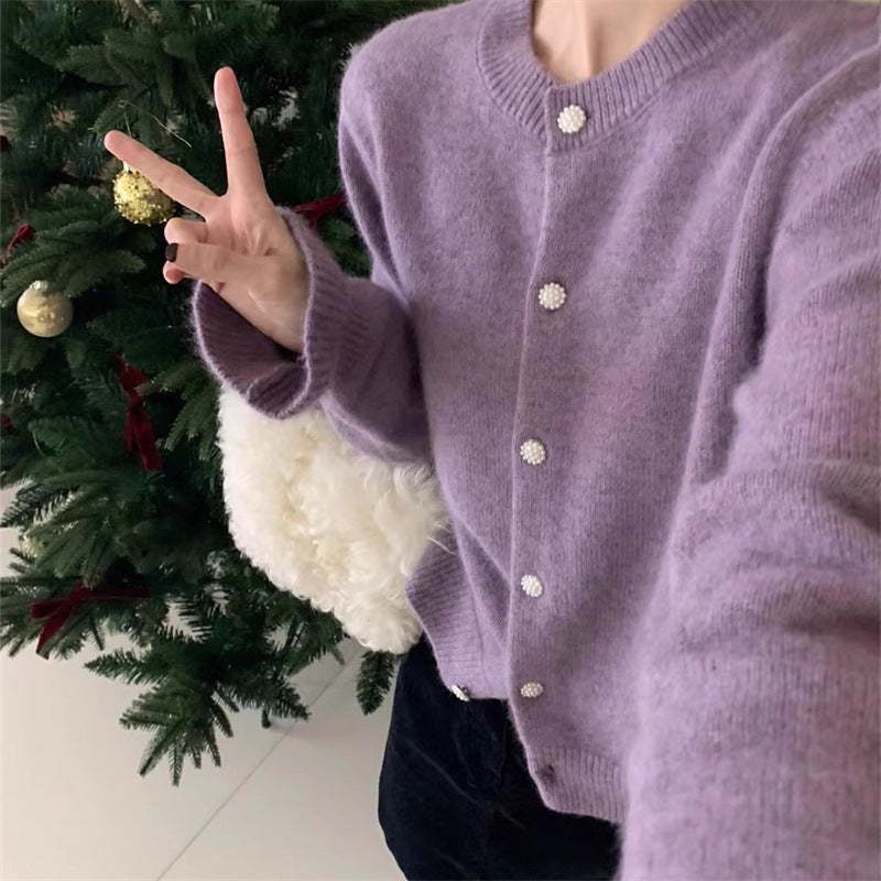 Dame hyggelig cardigan med elegant perleknaplukning Stilla