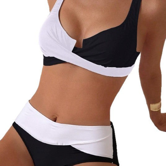 Dame Sporty bikini med innovativt indpakningsdesign Skovae