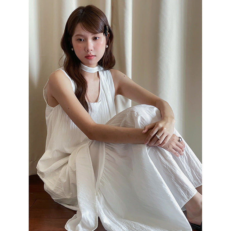 Dame Maxikjole med asymmetrisk snit og elegant drapering Stilla