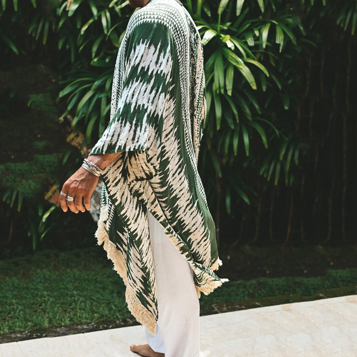 Herre afslappet kaftan med moderne Ikat-mønstre og dekorative frynser Stilla