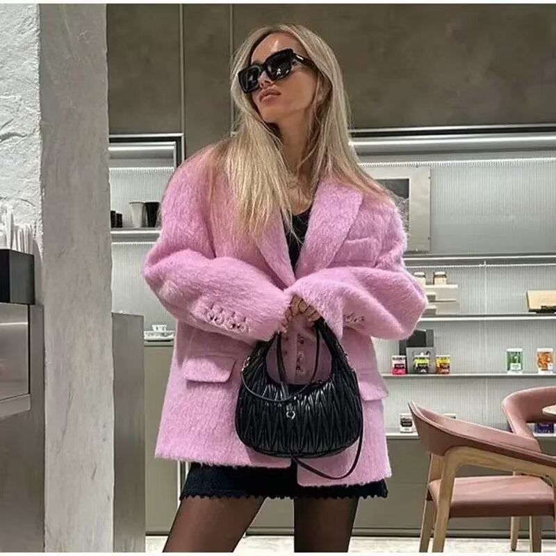 Kvinders fashionable teddy blazer med elegant knapstolpe Stilla