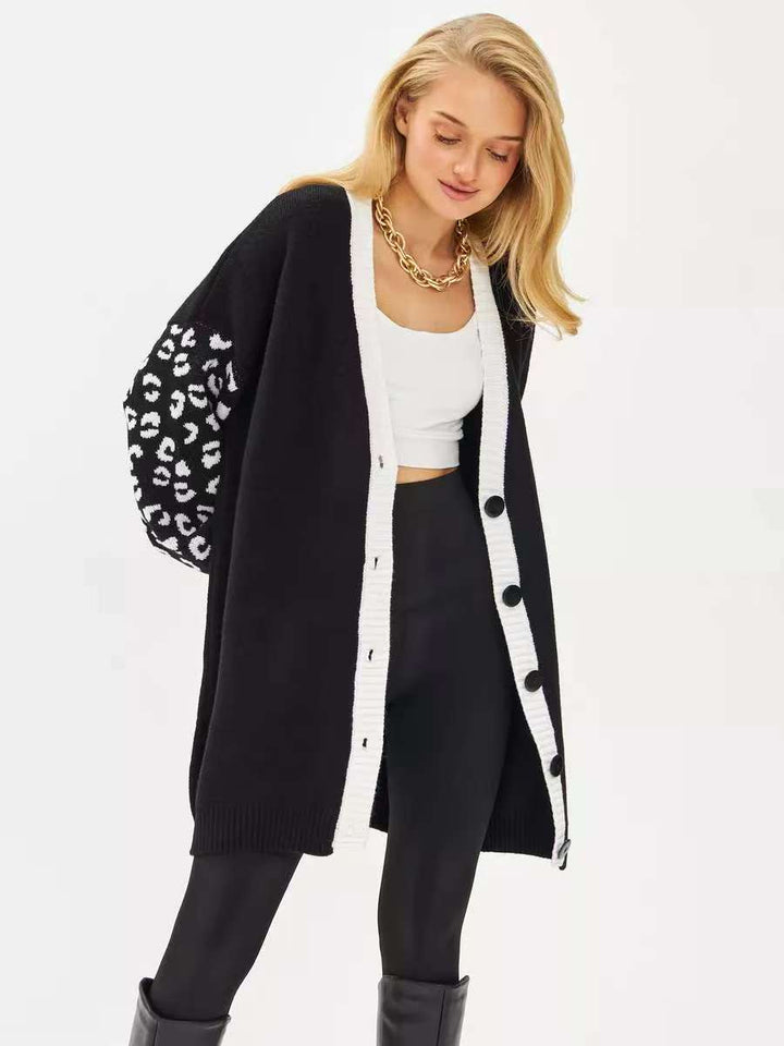Femme Oversized Strikcardigan med stilfulde dyremønstret ærmer Stilla