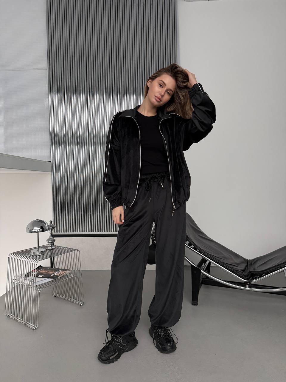 Kvinder Sporty Satin Tracksuit Chic & Stilig
