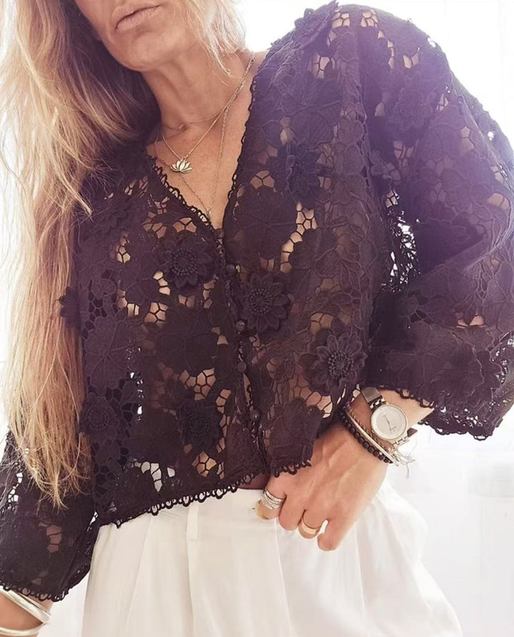 Damebluse i finspids med blomsterdesign Stilla