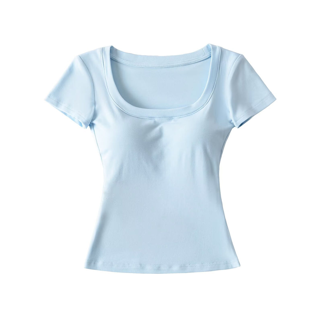 Dame figurtilpasset rundhals T-shirt lavet af kvalitetsbomuld Stilla