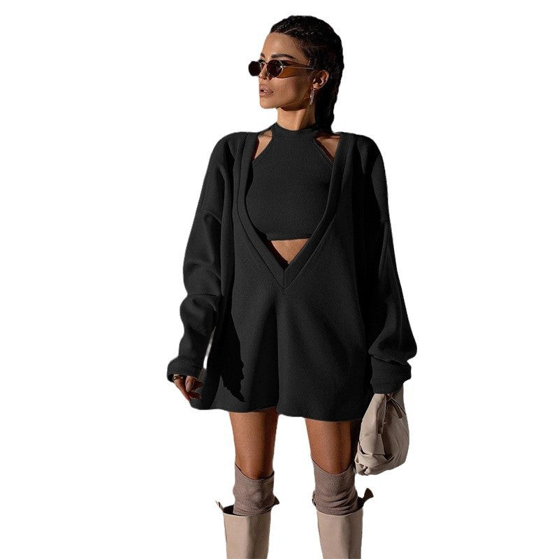 Dame Fashion Set bestående af tætsiddende top og løst skåret cardigan Stilla