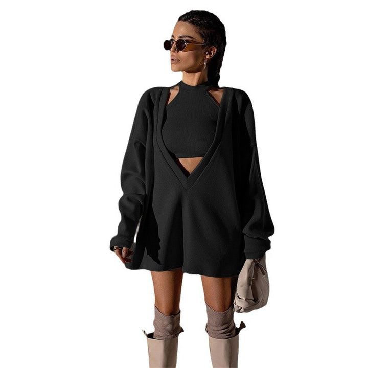 Dame Fashion Set bestående af tætsiddende top og løst skåret cardigan Stilla