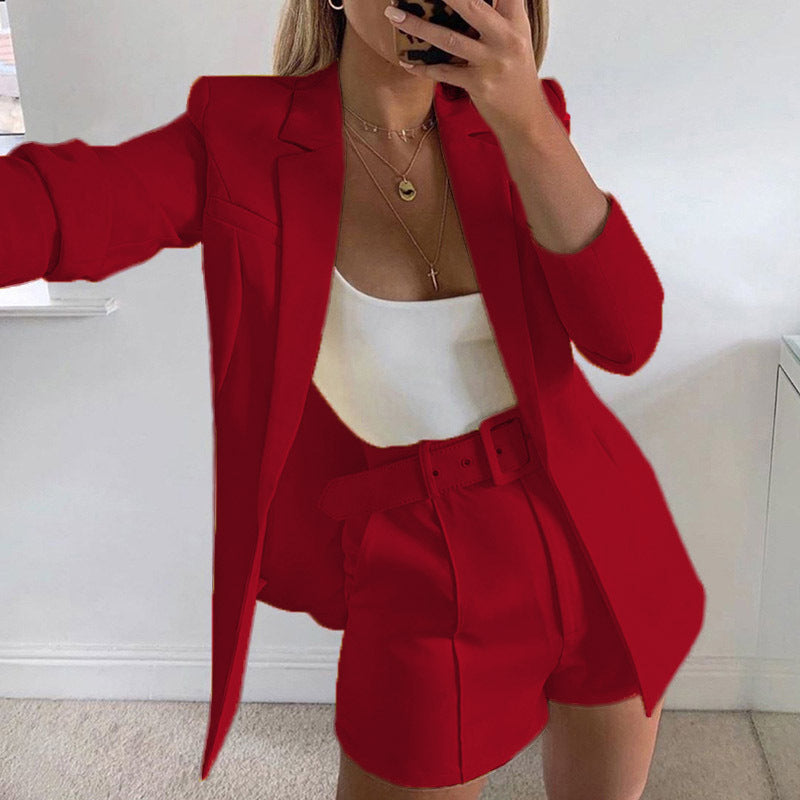 Dame afslappet blazer-shorts-sæt med taljebælte Stilla