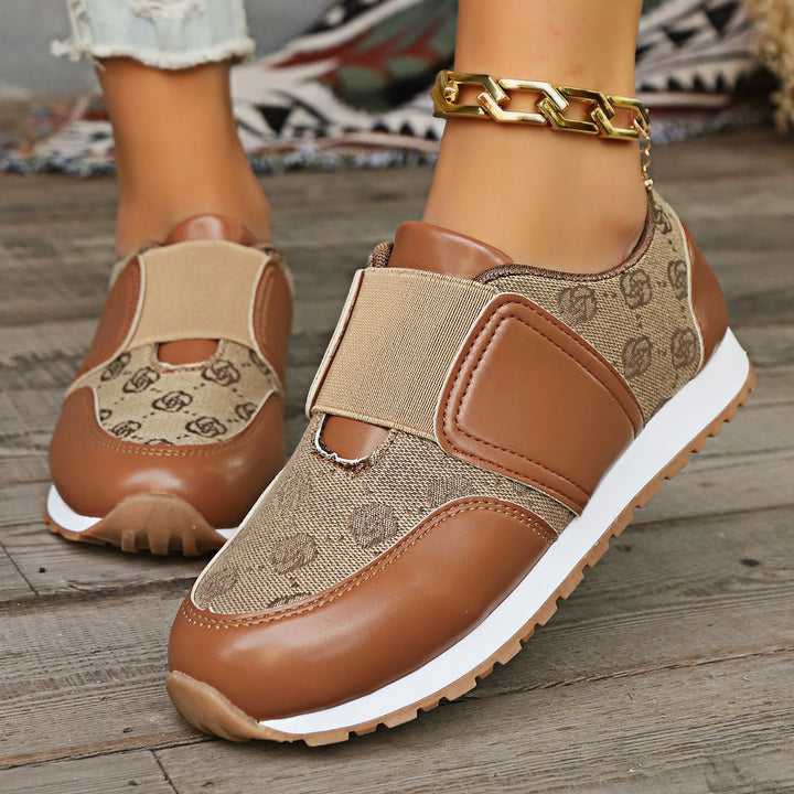 Dame Slip-On Sneakers med elastisk rem og fashionable materiale mix Stilla
