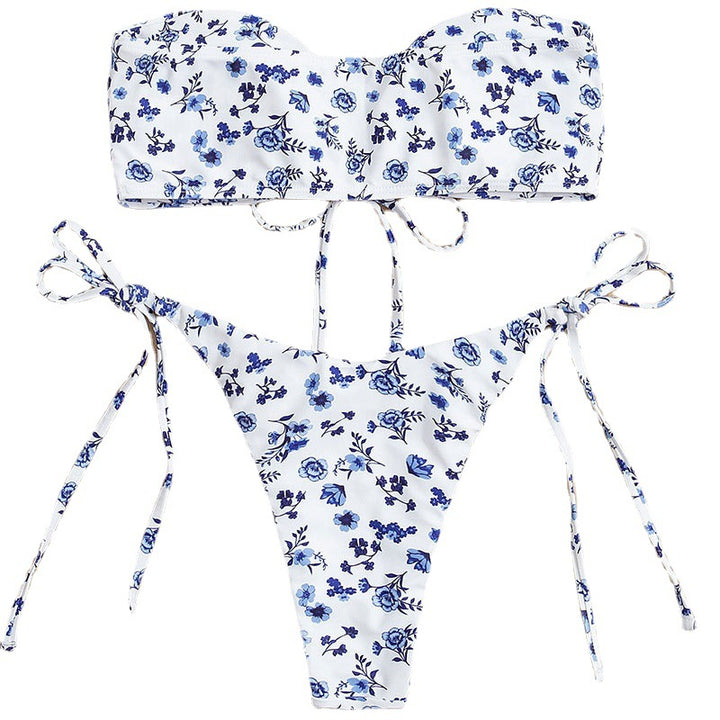 Dame bandeau bikini med blomstermønster og legende snore.