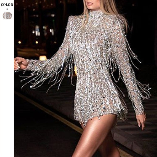 Femme Glitrende Fest-Minikjole med Ryg-Cut-Out og elegante Franséer Stilla