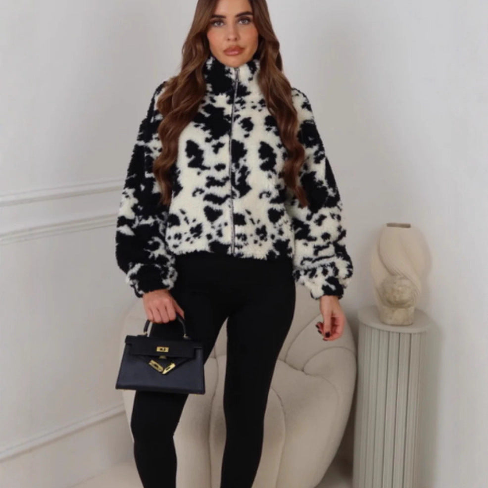 Dame Cozy Fleece Jakke med Høj Krave og Trendy Dalmatiner Print Stilla
