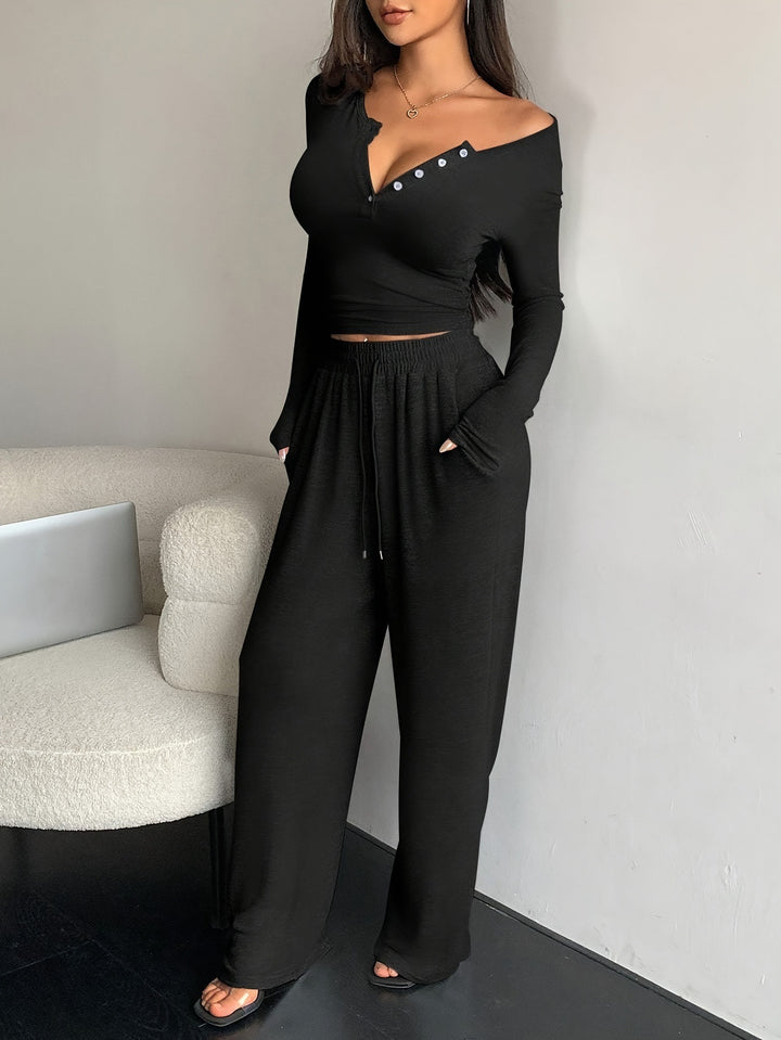 Dame afslappet lounge-sæt med højt skåret top og løstsiddende bukser Stilla