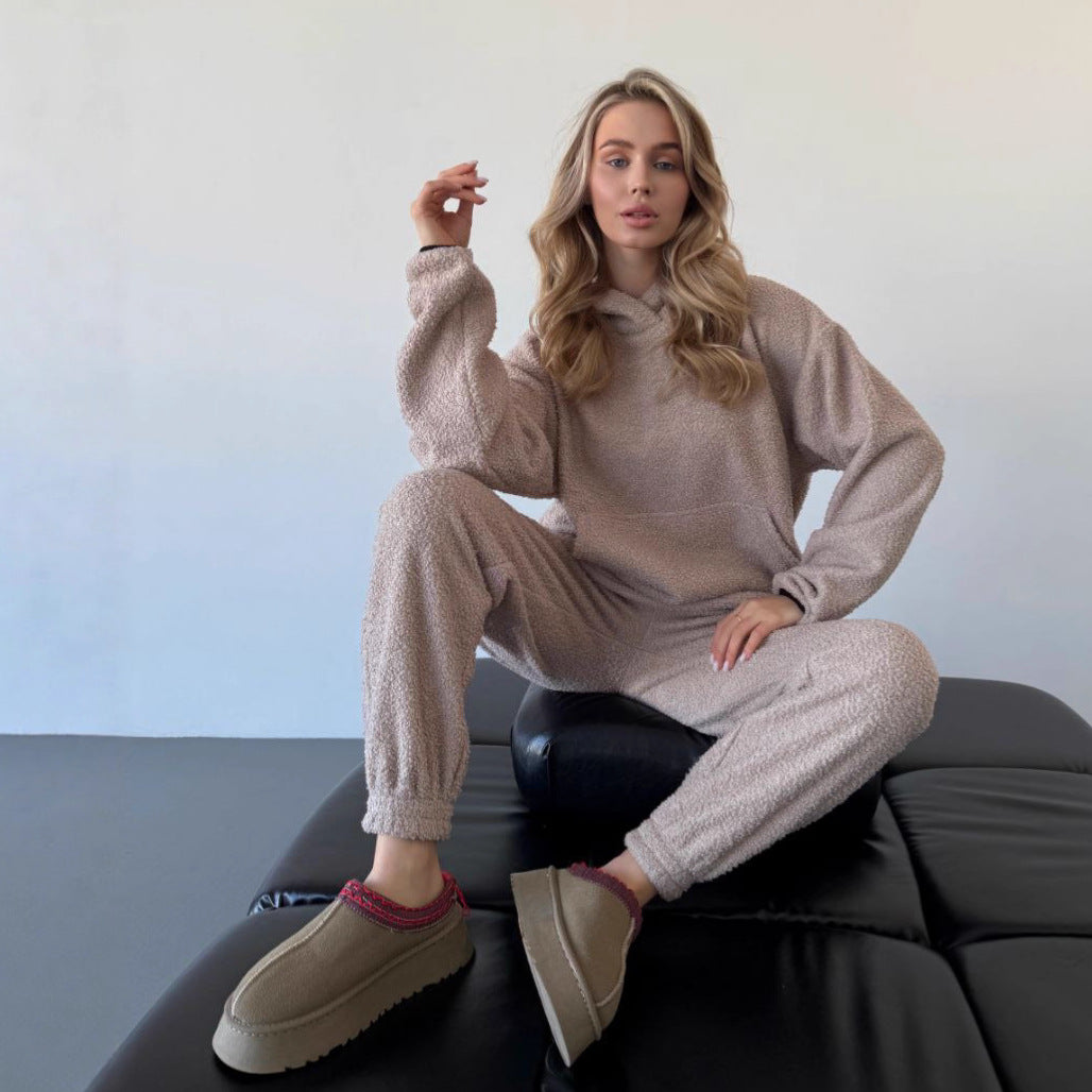Dame Luntet Oversized Hoodie Stilla