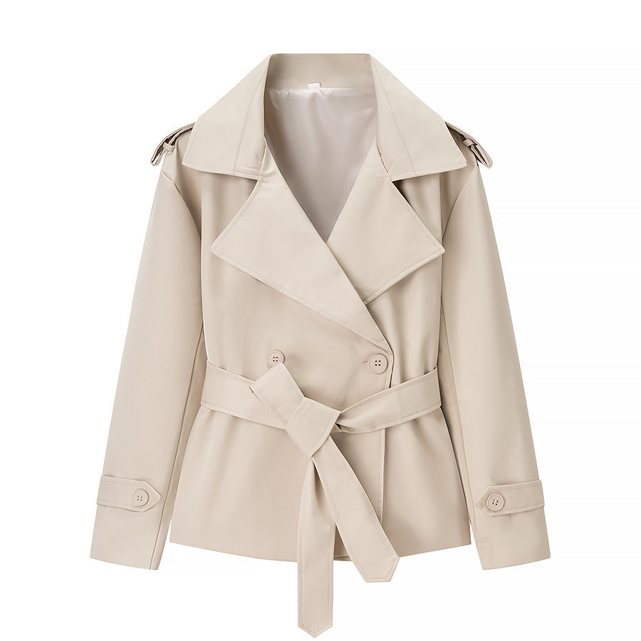 Kvindernes elegante og moderne trenchcoatjakke med bælte Stilla