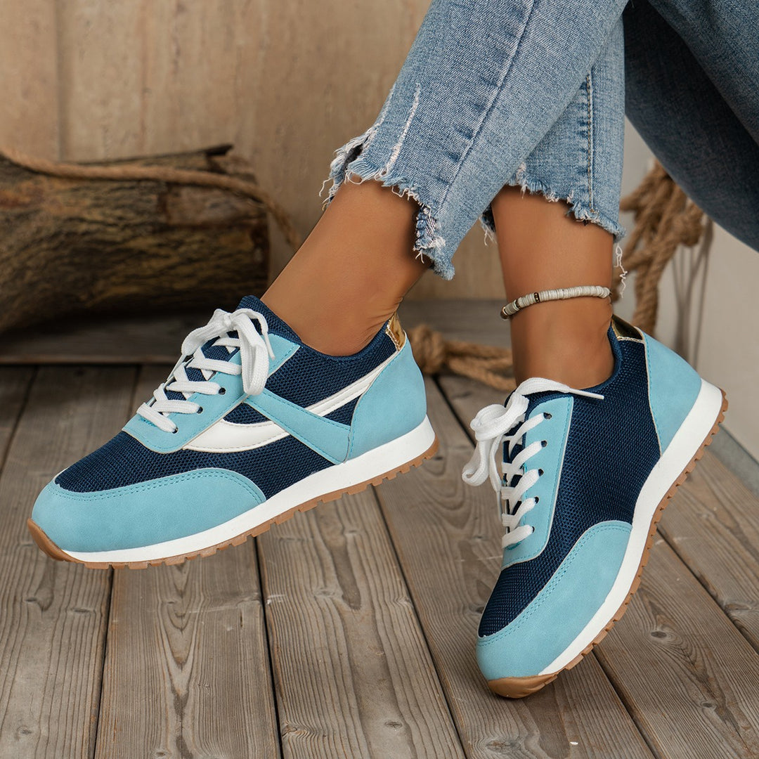 Dame Sporty løbesneakers med åndbar mesh-overflade og polstret sål Stilla