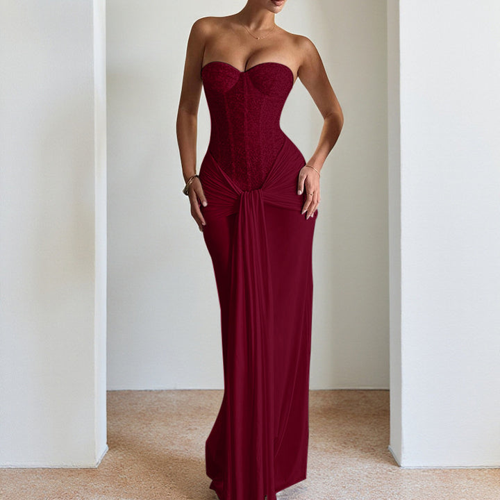 Dame stilfuld maxikjole med elegant bustier-overdel og rynket skørt Skovae