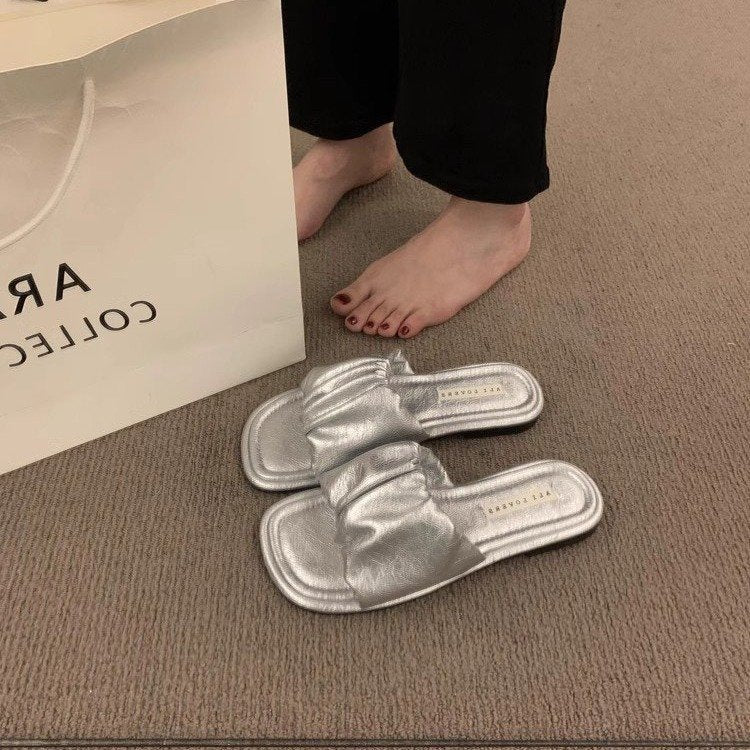 Dame modiske flad hæl sandaler med elegant volangdesign og behagelig sål Stilla