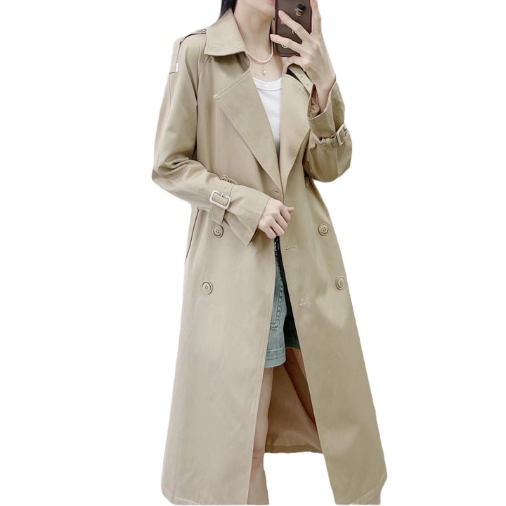 Dame trenchcoat i klassisk snit med elegante detaljer Stilla