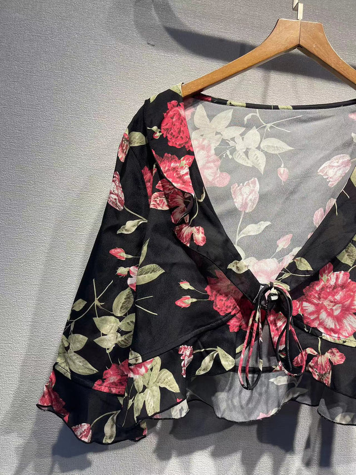 Dame sommerkjole med floralt design og blødt stof Stilla