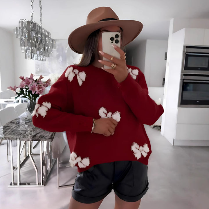 Kvindernes strikket sweater med legesyg hjerte-design og afslappet snit Stilla