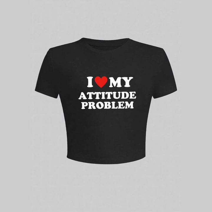 Dame Crop-T-Shirt med humoristisk sætning og figurtilpasset snit Skovae
