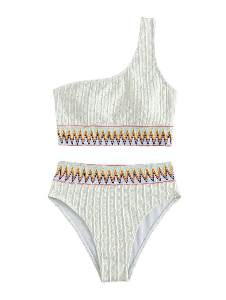 Dame Crop-Top Bikini med asymmetrisk snit og farverigt design Stilla