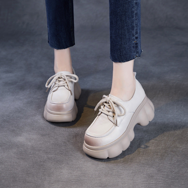 Dame Chunky-sål platform sneakers med snøredesign Stilla