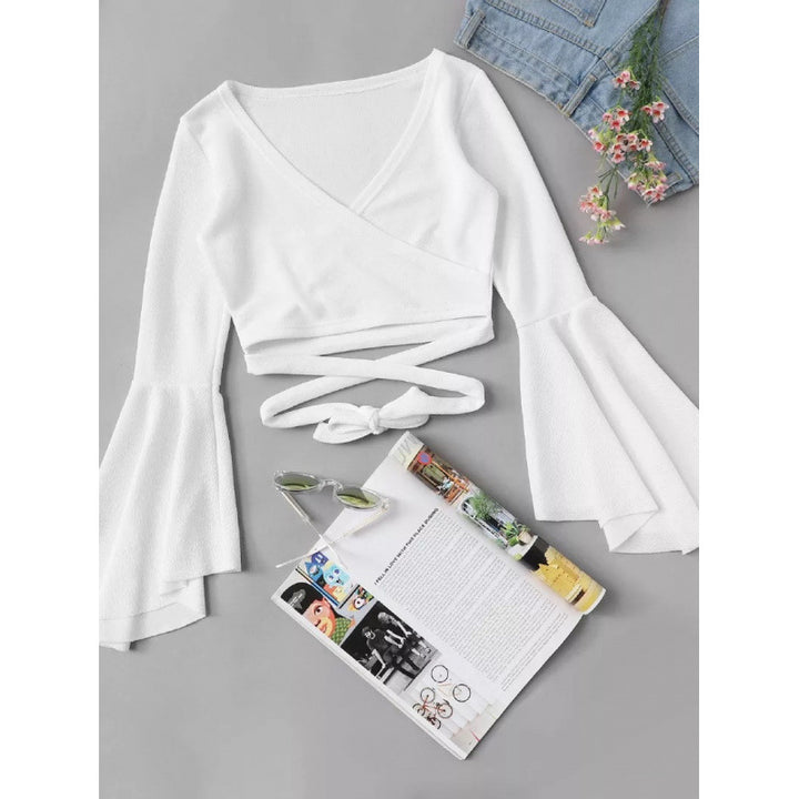Femme Wrap Crop Top med vidt udskårne ærmer Stilla