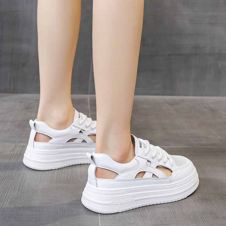 Dame Plateau-Sneakers med åndbart mesh-overmateriale og modedesign Stilla