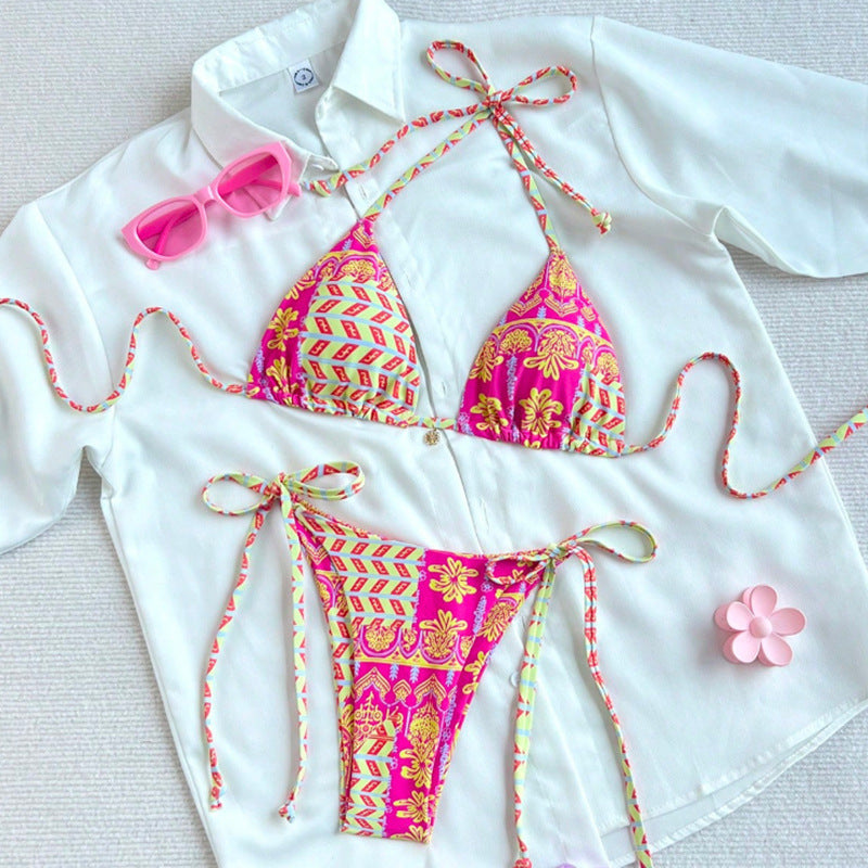 Dame Triangel-Bikini med moderne snøring og farverigt design Skovae