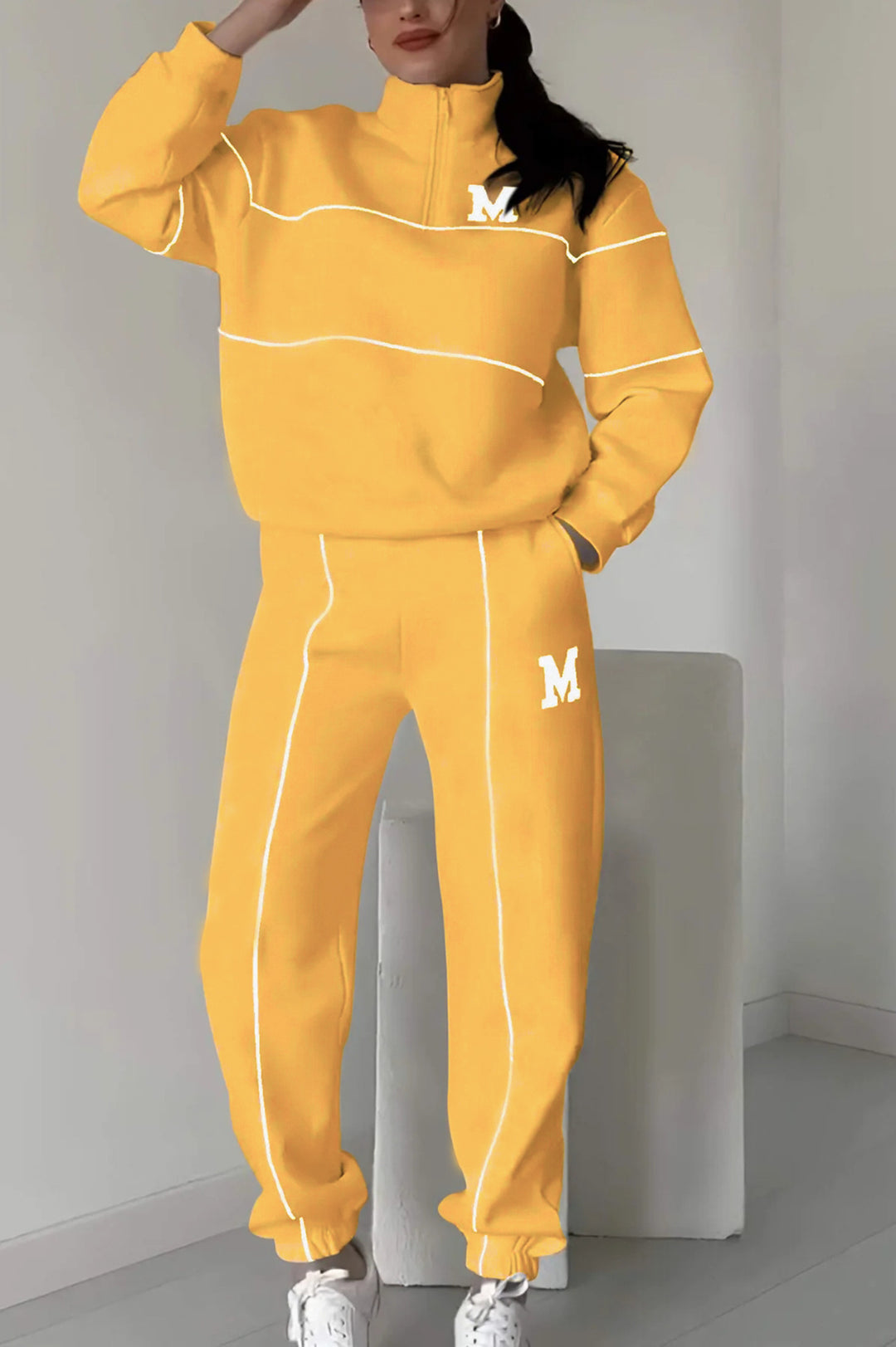 Kvinders sporty loungewear-sæt med halv lynlås og elastisk talje Stilla