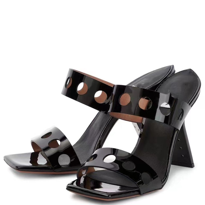 Femme moderne Open-Toe-Blockhæls-Mules med udsnit cirkulært design Stilla
