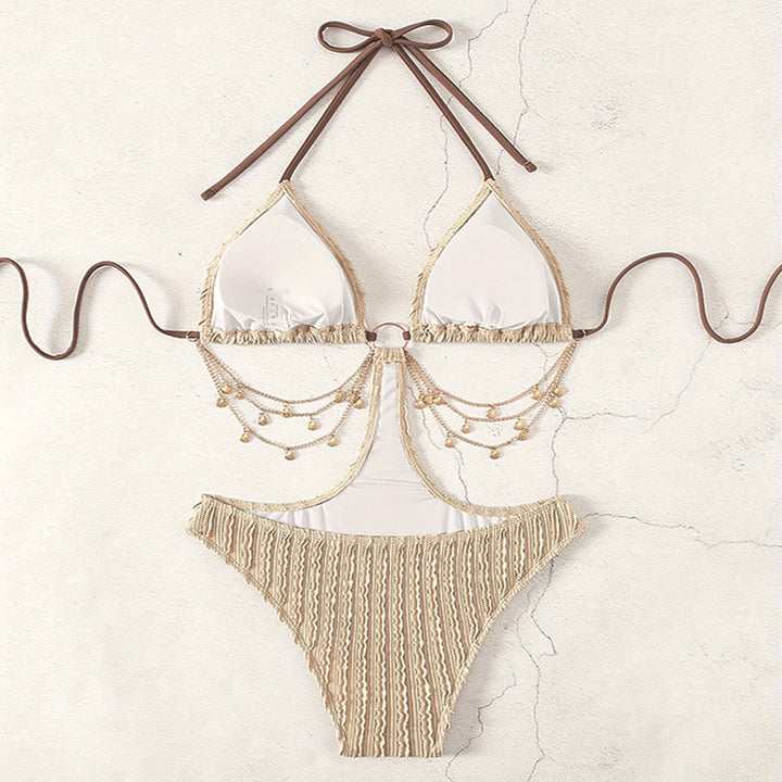 Dame bikini-sæt med elegante flæsedetaljer og moderigtigt cut-out-design Stilla