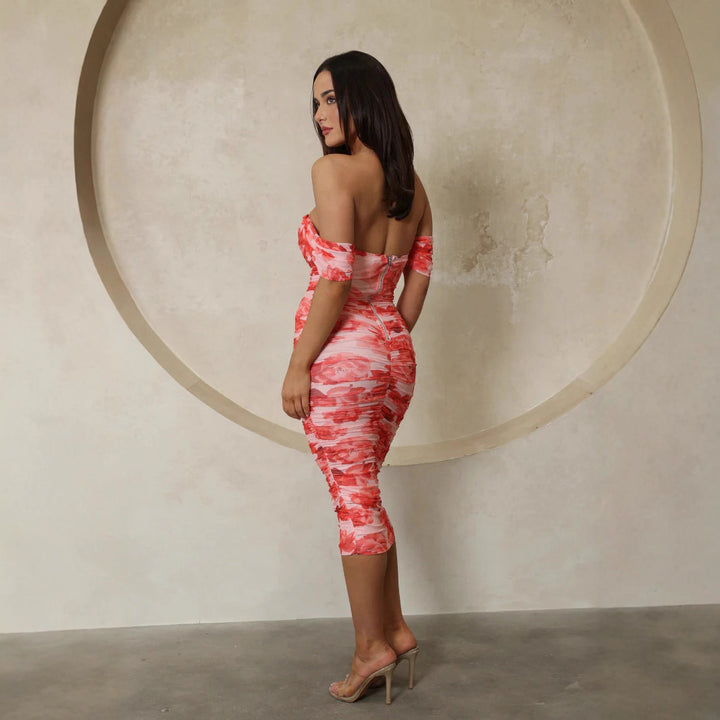Kvinders Body-Con Midi Kjole med Off-Shoulder Design og Blomsterprint