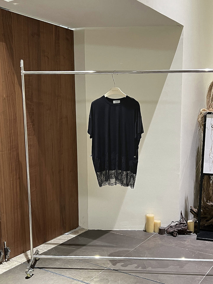Dame T-shirt med spidsdetaljer Stilla
