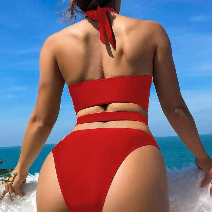 Dame bikini-sæt med forførende viklesystem og moderne udskæring Stilla
