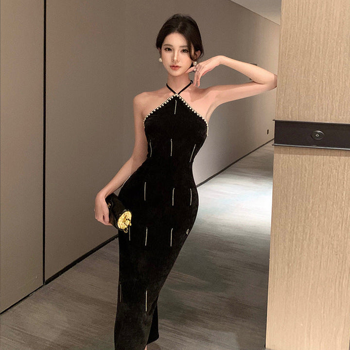 Stilla | Glamourøs Pärlestrik Halterneck Fitted Bodycon Kjole