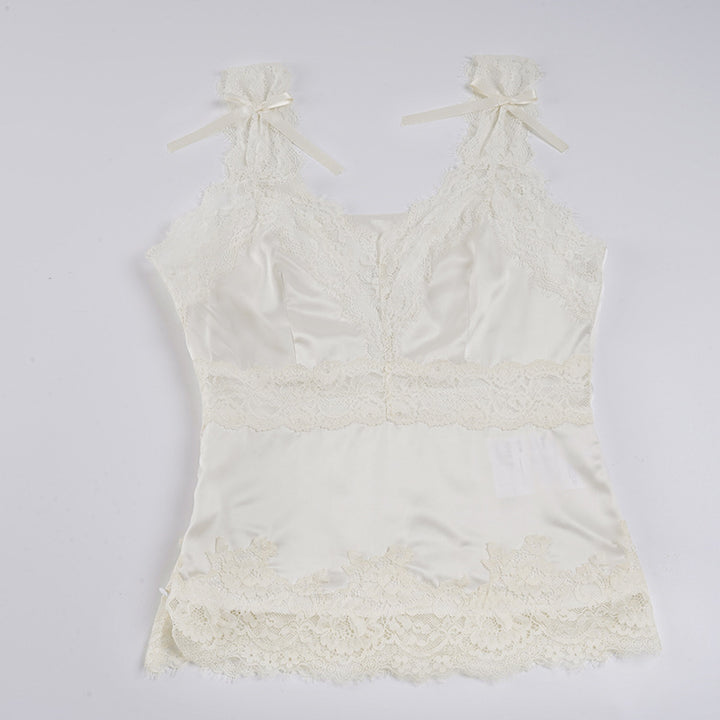 Dame natwear top med spids dekorationer Skovae