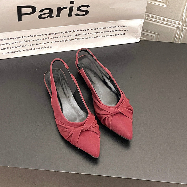 Femme Spidsnaht Slingback-Hæle med knyttet design Stilla