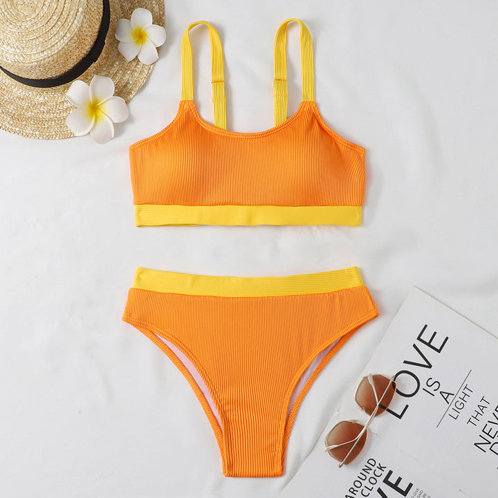 Dame bikinisæt med raffineret ribdesign og justerbare stropper Skovae