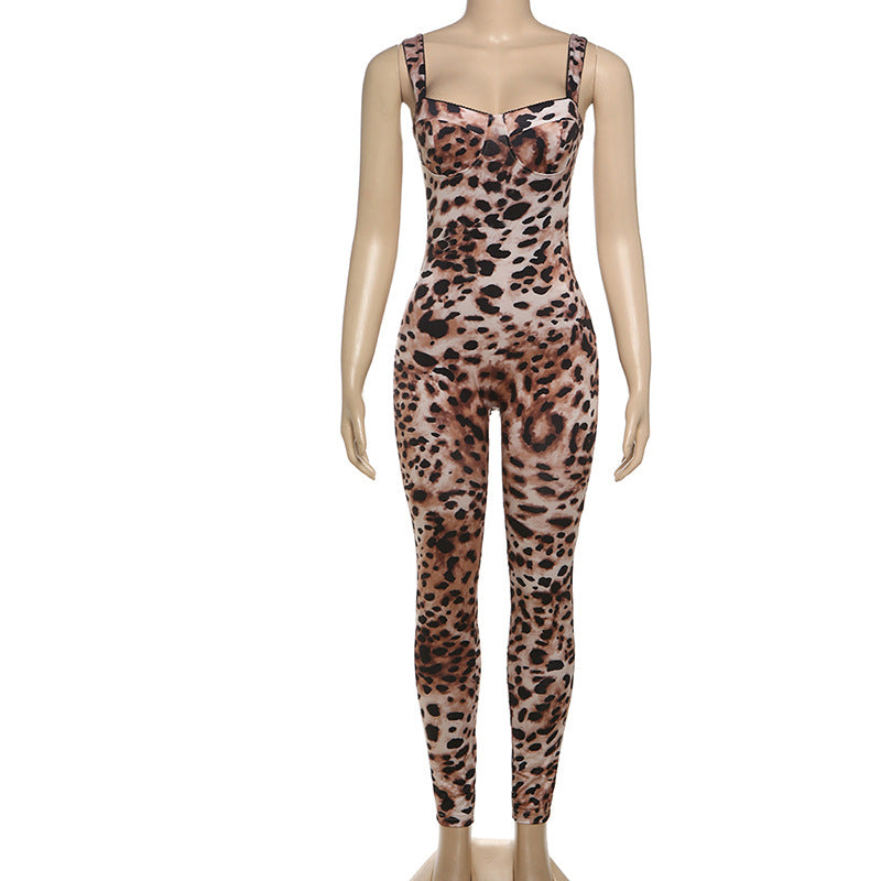 Dame jumpsuit med raffineret slangeskinds-design og figursyet snit Skovae
