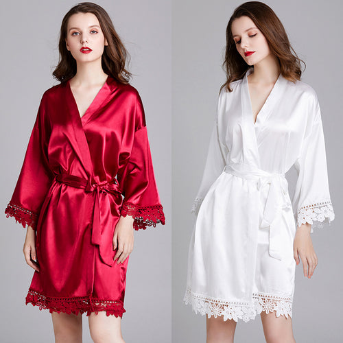 Dame luksus Satin Kimono Morgenkåbe med fine spids detaljer Stilla