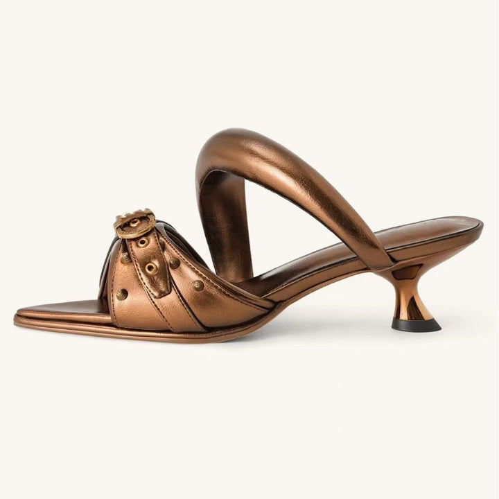 Femme High-Heel Slide Sandaler med dekorativ drejestroppem Stilla