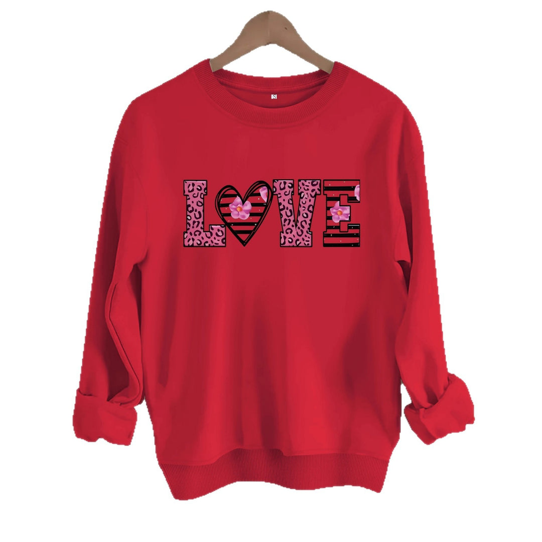 Kvinders sweatshirt med moderne leopard hjerte design og behagelig pasform Stilla