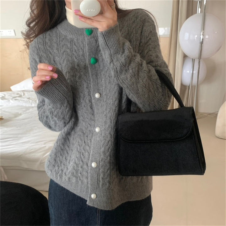 Femme Kabelstrik-Cardigan med hjerteknapdetalje Stilla