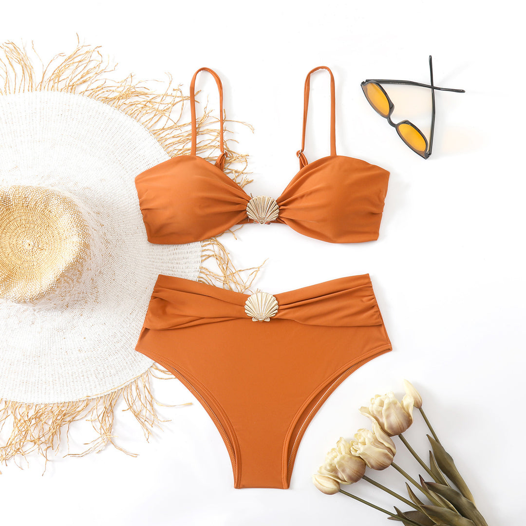 Dame bandeau-bikini med elegante muslinge detaljer Skovae