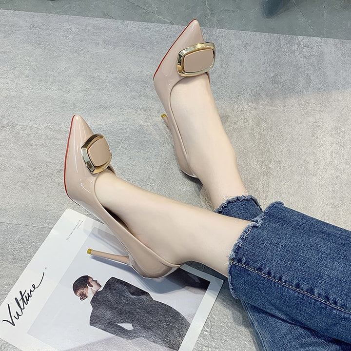 Dame Spitz-Tå Højhælede Pumps med elegant spænde-detalje Stilla