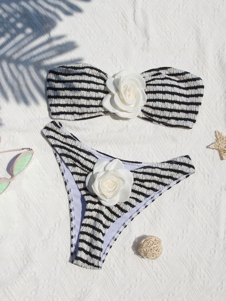 Dame bandeau-bikini med blomsterdetalje Stilla